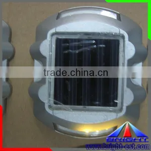 Die Casting Aluminum Solar Road Studs, Solar Driveway Road Markers, Solar Raised Pavement Markers thumbnail-4