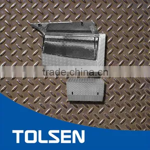 ALUMINUM TRUCK BOX thumbnail-1