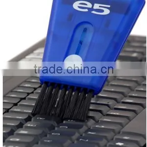 Plastic Promotion Computer Cleaning Tool With Brush thumbnail-1