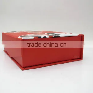 Pretty Red Tea Box With Facebook Picture thumbnail-5