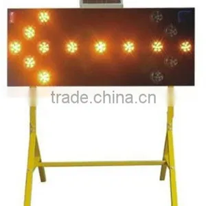 LED Flashing Solar Traffic Arrow Board for Road Work thumbnail-3