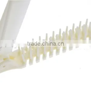 Hotel Comb/High Quality Hotel Plastic Folding Comb Wholesale thumbnail-5
