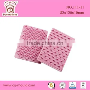 New Fondant Cake Decorating Tools Embosser Cutter Icing Embosser Mould thumbnail-1