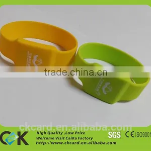 Wholesale Sport Bracelet Silicone RFID Wristband With Logo Printing thumbnail-4