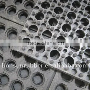 16mm Thick Interlocking O-ring Rubber Mats thumbnail-1