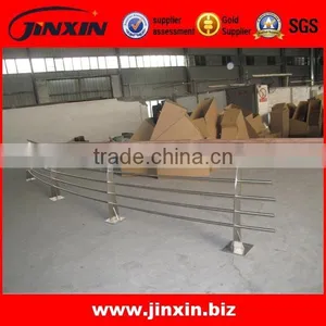 Stainless Steel 316 Solid Wooden Handrail Balustrade thumbnail-1