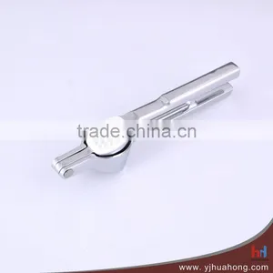 Deluxe Zinc Alloy Garlic Press,Garlic Crusher,Garlic Rocker (HGP-05) thumbnail-1