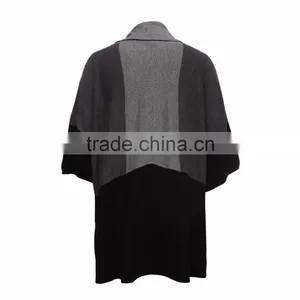Women's Color Block Knitted Garment With Loose Turtle Neck and Half Sleeves thumbnail-2