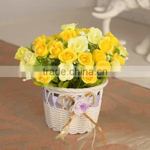 Lovely Decorative Artificial Silk Restaurant Table a Blanket of Crystal Rose Flower thumbnail-4
