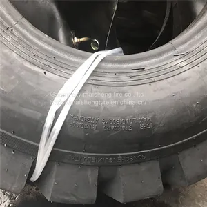 Small Loader 20.5/70-16 16/70-20 16/70-24 Tyre Forklift Tyre thumbnail-1