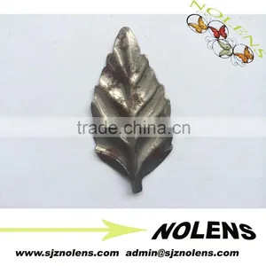 China Wholesale Ornamental Wrought Iron Stamped Flowers thumbnail-1