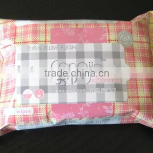 Feminine Wet Wipes thumbnail-1