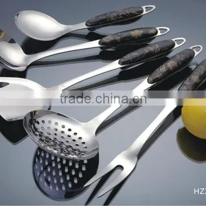 Plastic Handle Stainless Steel Kitchen Tool thumbnail-2
