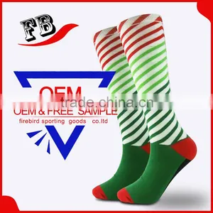 Fuzzy Knee High and Red and Green Striped Socks With Circular Knitting Machine thumbnail-1