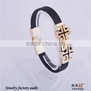 2016 Black Debossed Silicone Chain Link Bracelet thumbnail-1