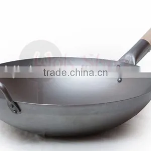 Chinese Wooden Handle Carbon Steel Wok thumbnail-6