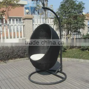Cheapest Egg Hanging Cane Swing Outdoor Hanging Chair Simple Modern Garden Swing thumbnail-1