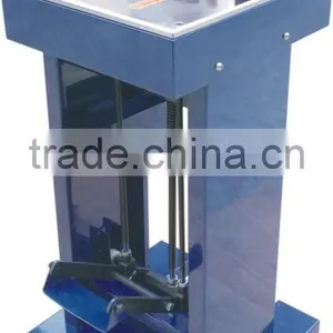 High Quality Wooden Photo Frame Nail Angle Machine/nailing Machine for Picture/photo Frame thumbnail-1