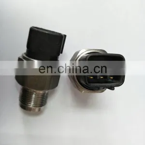 Fuel Rail Pressure Sensor 89458-60010 Q6081 02119 6 Pin Connector thumbnail-4