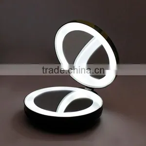 Double Side Luxury Foldable LED Lighted Compact Round Mirror thumbnail-1