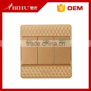 China Famous Brand BIHU Golden PC Led Light 3 Gang 2 Way Z-wave Wall Switch thumbnail-3