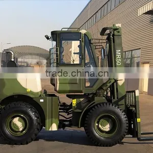 Heavy Duty 5 Ton Rough Terrain Forklift Truck With Diesel Engine thumbnail-3