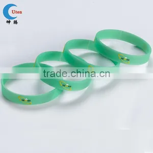 Fashionable Silicon Slap Wrist Bands thumbnail-1