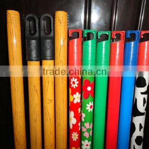 Factory Price Wooden Broom Stick PVC Coated thumbnail-1