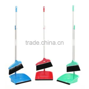Dustpan And Broom Set thumbnail-1