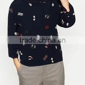 Runwaylover EY2339B Europe Style 2017 Ladies Fashion Label Printed Blouse thumbnail-2
