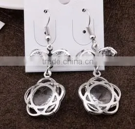Latest Fashion Glass Earrings Designs Beautiful Flower Earrings thumbnail-2