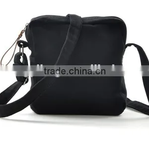 Factory OEM Canvas Travel Sport Shoulder Bag With Main Compartment thumbnail-2