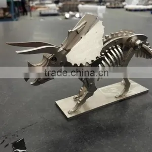 Stainless Steel Eiffel Tower Made via Laser Cutting thumbnail-5