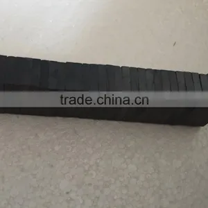 Y40 Ferrite Ceramic Magnet thumbnail-5
