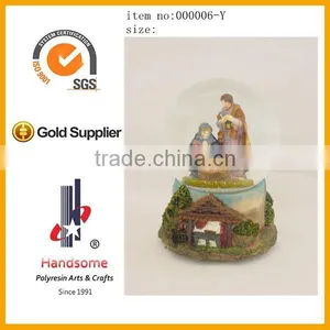Resin Christmas Manger Water Ball for in Door Decor thumbnail-1