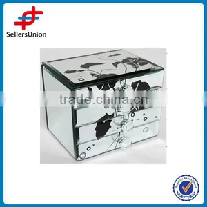 Simple Design Crystal Jewelry Boxes thumbnail-1