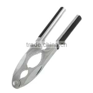 Heavy Duty Zinc Alloy Black Nonslip Handle Nut Cracker thumbnail-1