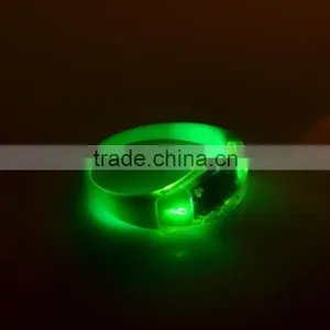 2015 Popular Silicon-sound Activated LED Flashing Bracelet thumbnail-3
