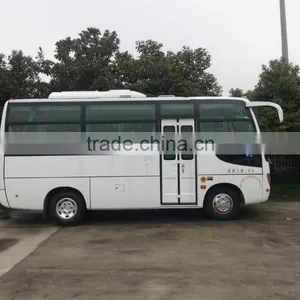 Huaxin Brand 6m Diesel 20 Seats Mini Bus HM6600 thumbnail-4
