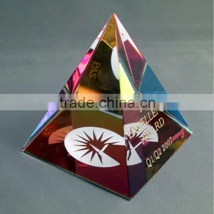 Pure Color Engraved Crystal Glass Pyramid for Giving Away Gift (R-0814) thumbnail-1