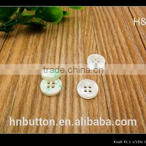 18L Plane 4 Hole Pearl Effect Shirt Button thumbnail-1