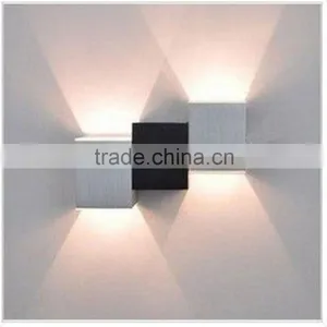 China Guzhen Led Wall Light Manufacturer Wholesale 3W/5W RGB Triangle Wall Lamp , Customizable Color thumbnail-2