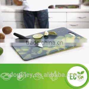 Made Clear Tempered Round Glass Cutting Boards thumbnail-1