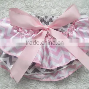 Newest!Fashion Baby Bloomers Ruffled Lace Pants Bloomer Cute Child Girl Underwear Rainbow Baby Bloomers Diaper Covers thumbnail-4