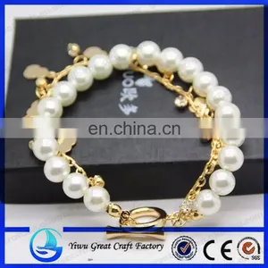 Pearl Hand Chain Bracelet Plastic Pendants Chain thumbnail-4