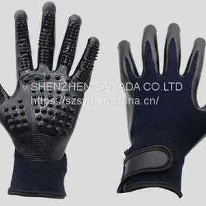 Pet Bath and Massage Gloves thumbnail-1