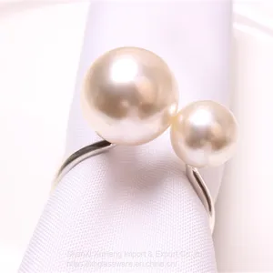 Wholesale Hotel Wedding Table Decoration Metal Alloy White Pearl With Gold Napkin Ring thumbnail-4