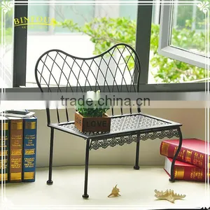 Metal Chair Shape Plant Stand thumbnail-1