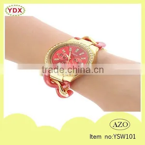 Fashion Diamond Decoration Alloy Geneva Watches for Ladies thumbnail-4