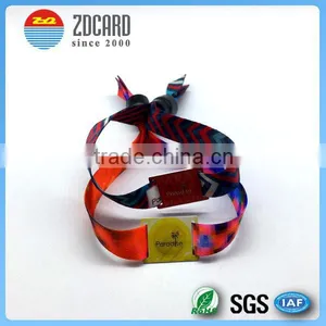 Silicone RF Smart Wristband With Low Price thumbnail-1